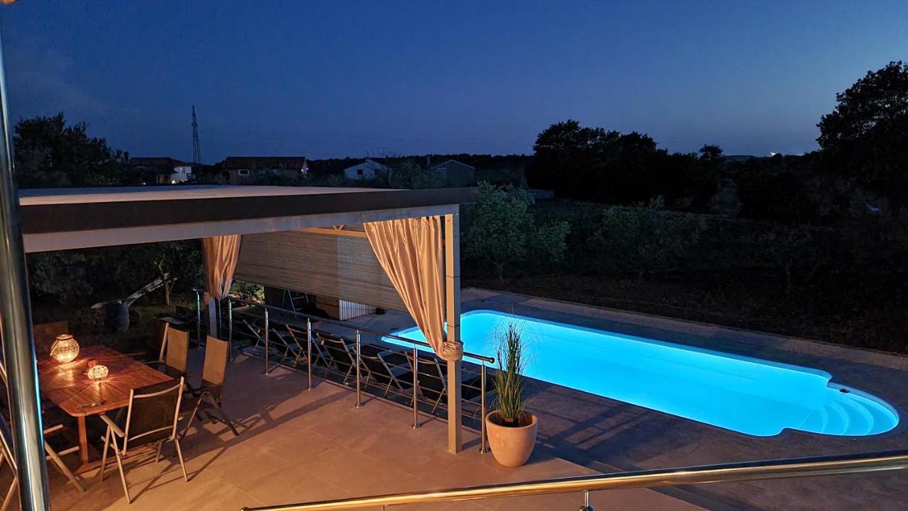 Naturia Holiday House Медулин Екстер'єр фото